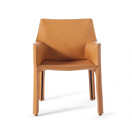 Cassina CAB 413 stoel